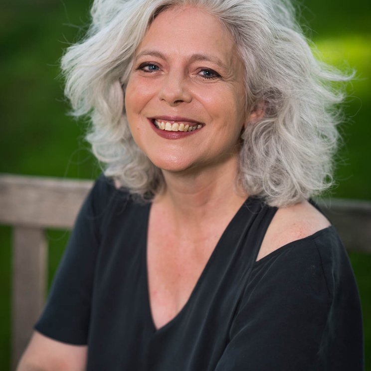 Portrait de Sophie Daneman, Mise en scène et chant