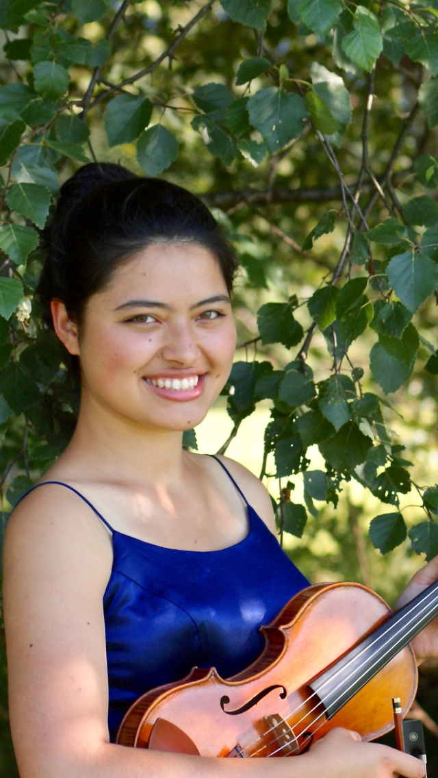 Portrait de Susila Heath, Baroque violin